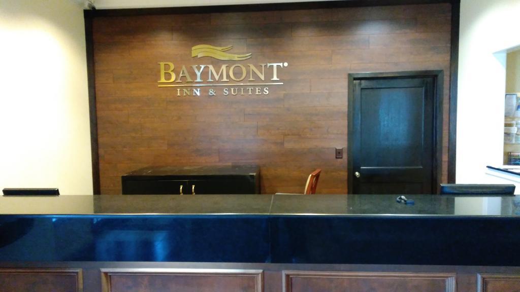 Baymont Inn And Suites Shreveport Airport Exterior photo